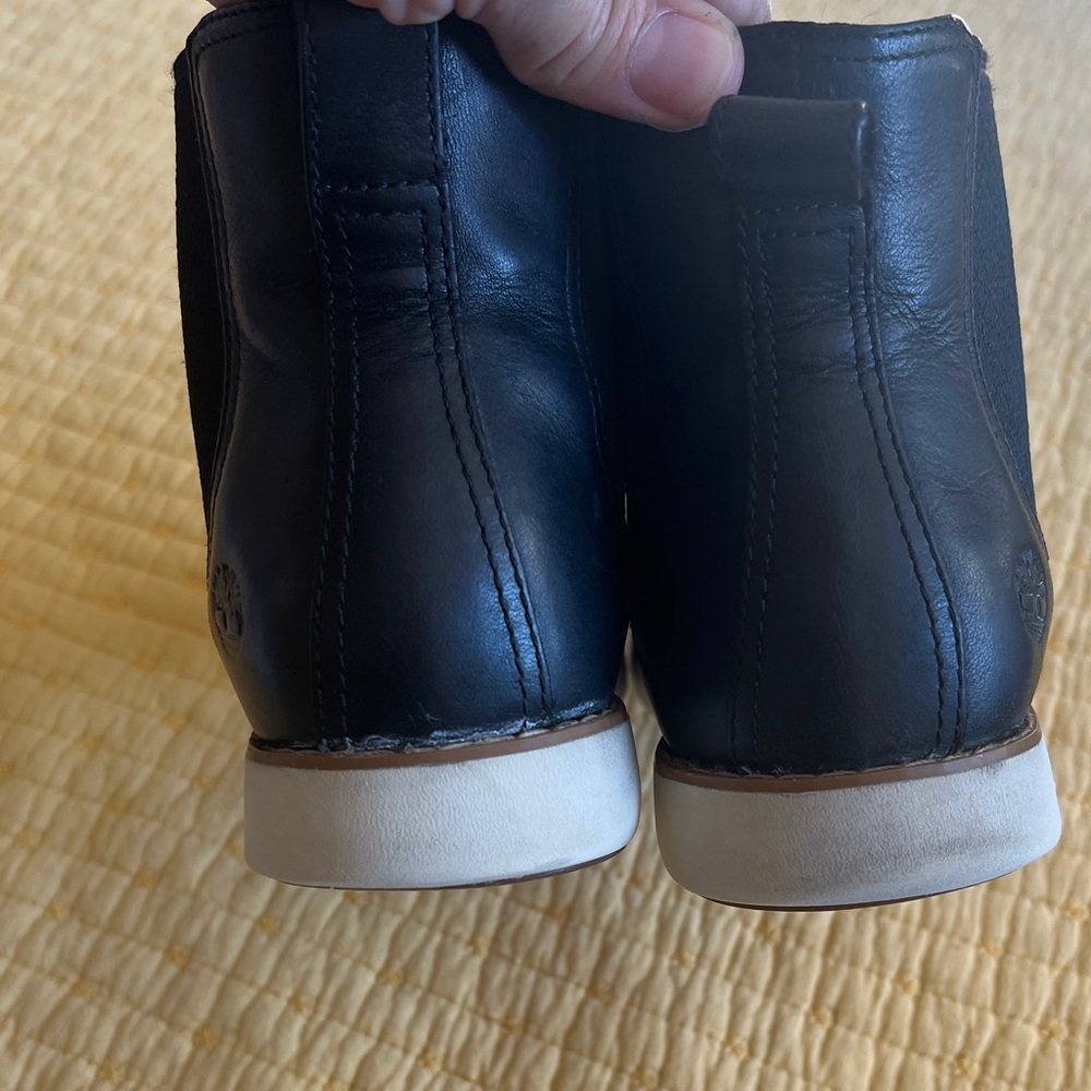 Timberland Woman Lakeville Chalsea Black Boots - Picture 5 of 10